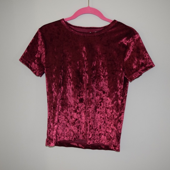 Deep Red Crushed Velvet Top, Size Small. NWT - Picture 8 of 9